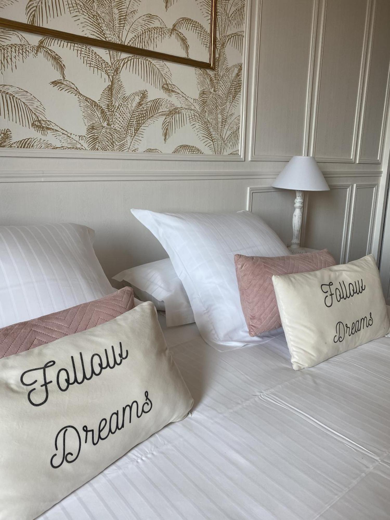 La Villa Cote Cour Dinan Kamer foto