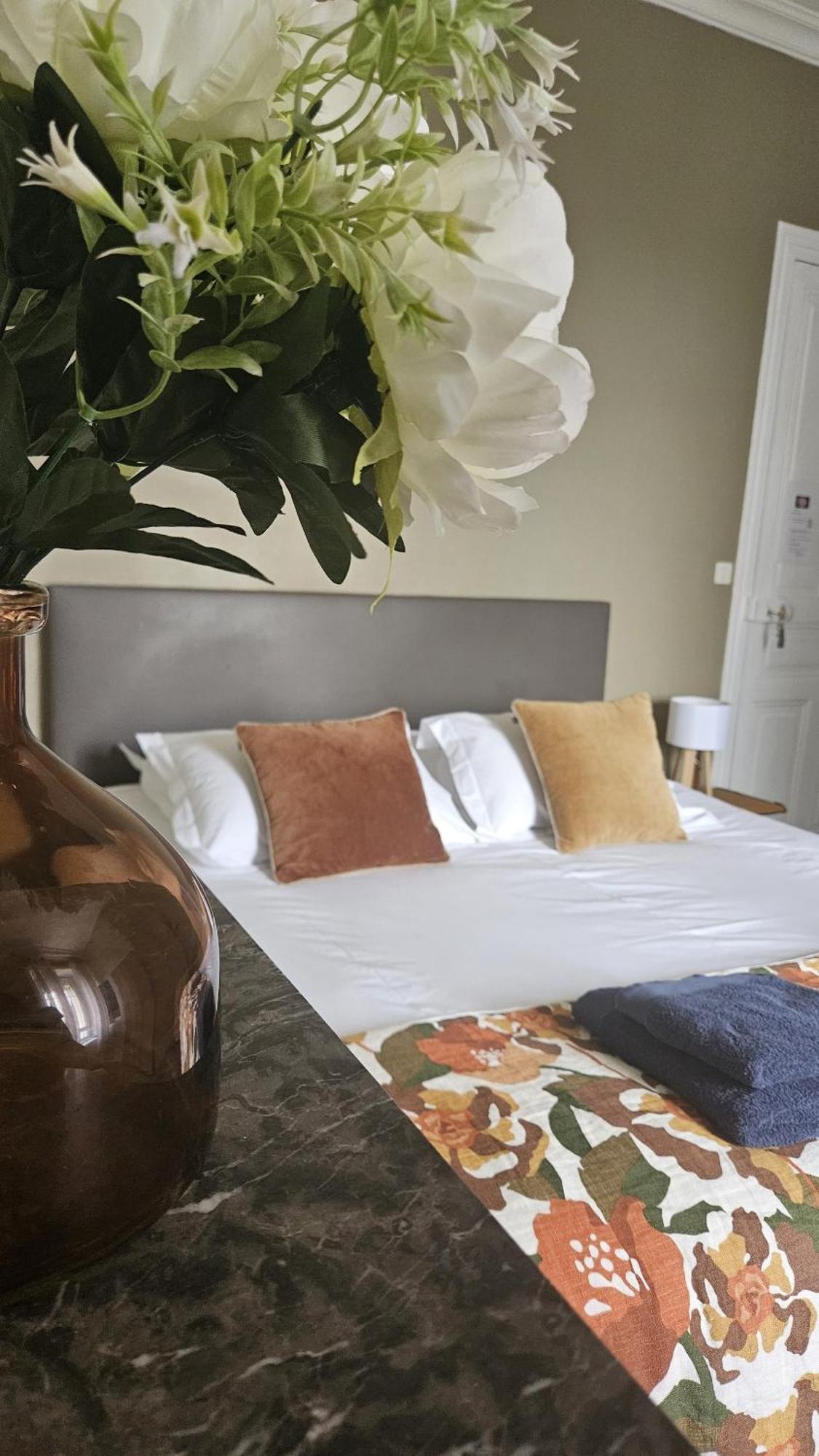 La Villa Cote Cour Dinan Kamer foto